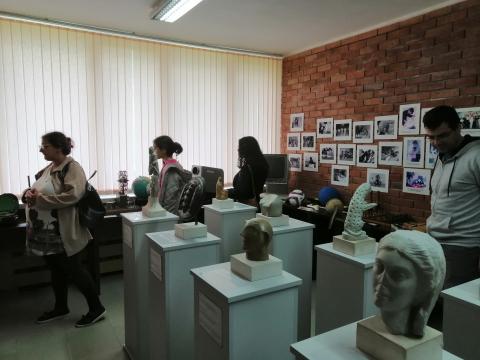 Копия на 9 експоната от експозицията на РИМ - Варна